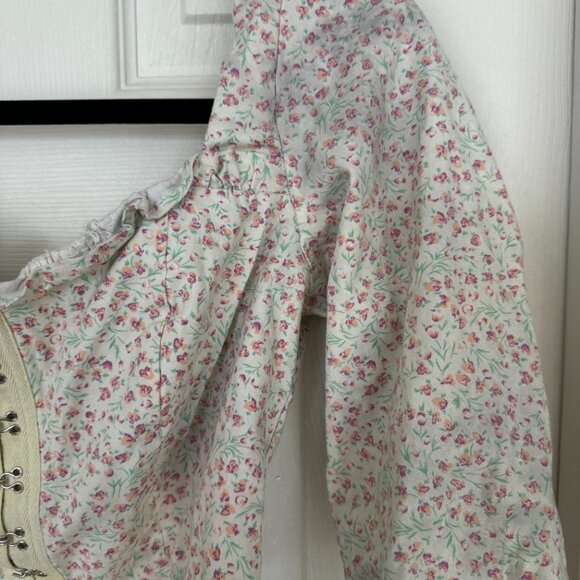 EUC Urban Outfitters Love Struck Floral Hook + Eye CropTop, White / Floral, L - Picture 8 of 14